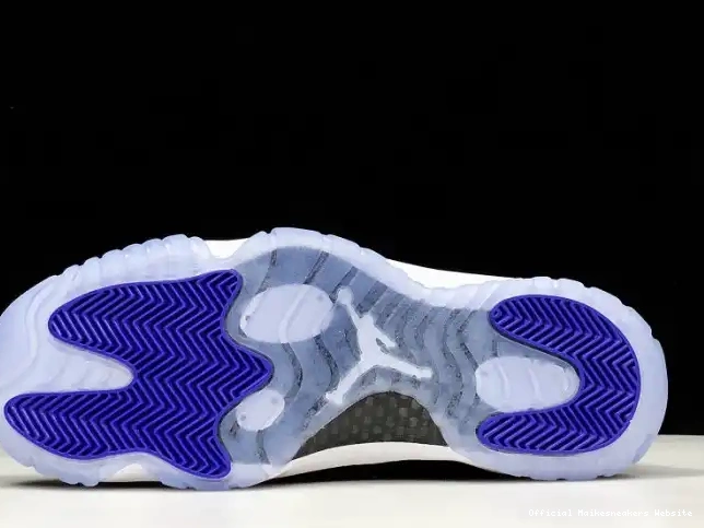 Official Maikesneakers 378037-100 Jordan 2018 Retro 